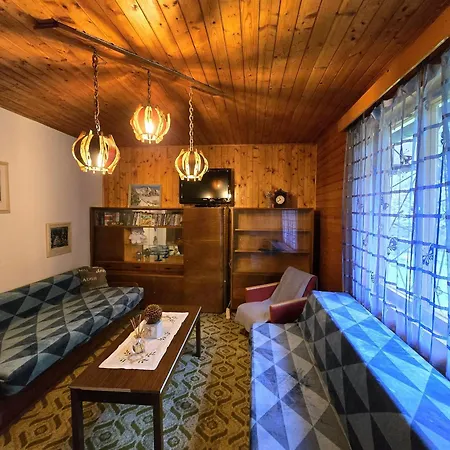 Pri Jazierku - By The Little Alpesi faház